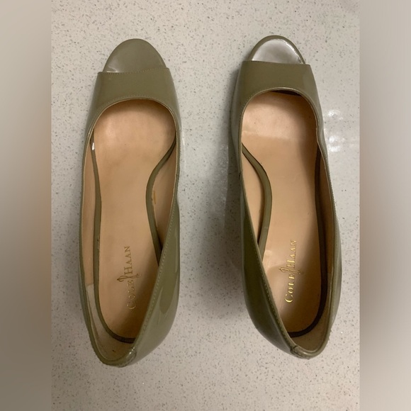COLE HAAN Women's Lainey Air Khaki Taupe Brown Open Toe Low Heels Pumps 8.5‎ - Picture 4 of 11